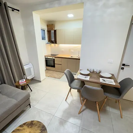 Cozy 2024 Apartment Tirana
