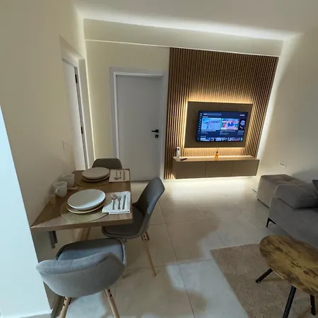 Apartment Cozy 2024 *